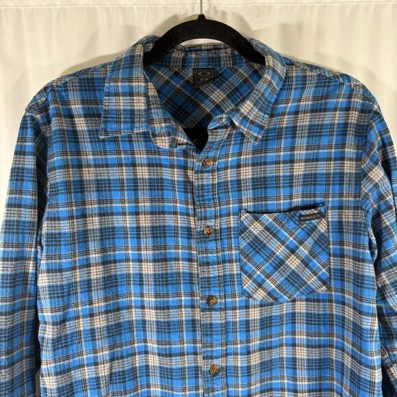 Oakley Flannel Shirt Men Medium Blue Plaid Button Up Shirt Collared Long Sleeve - Picture 2 of 11
